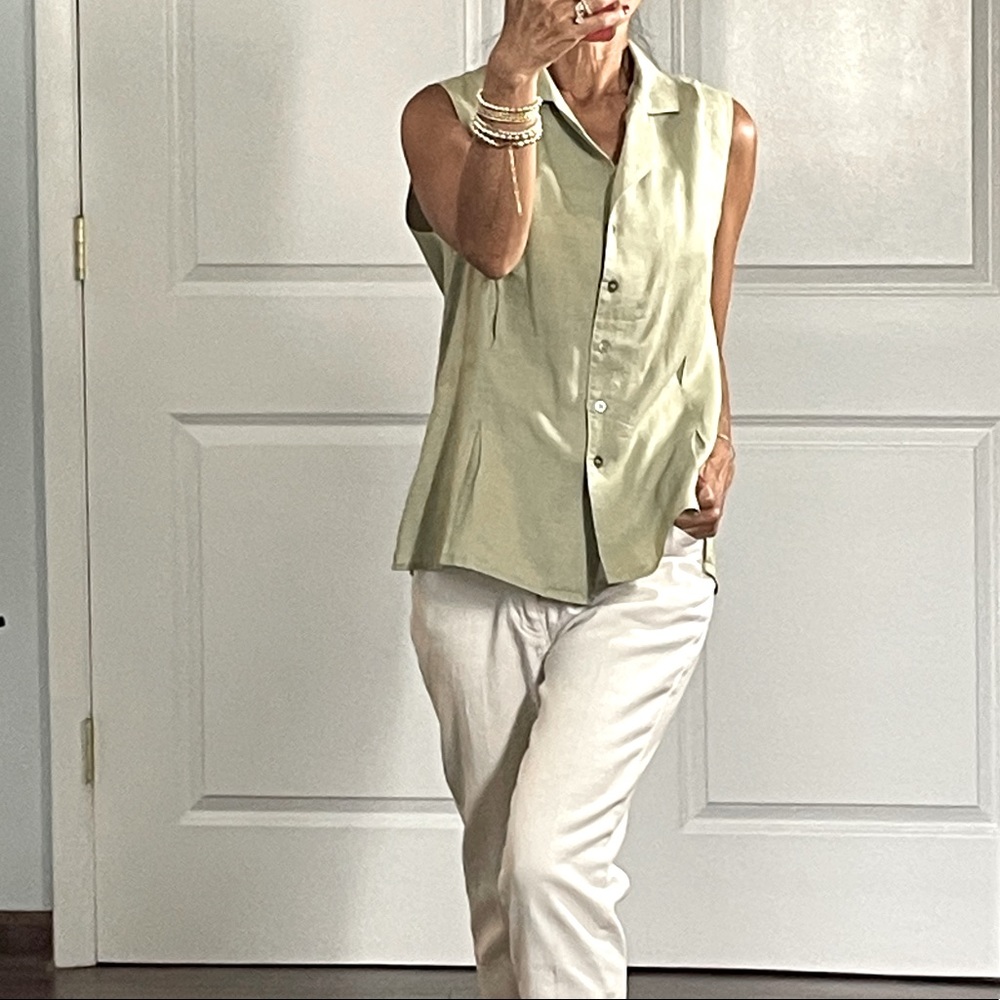 Coventry Moss Green 100% Linen Sleeveless Shirt